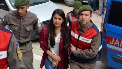 Narenciye bahçesiyle baş başa kalınca...