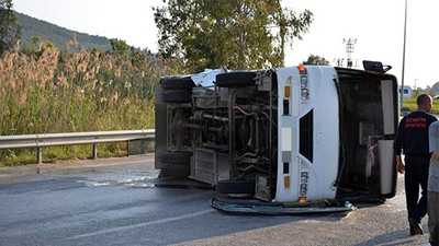 İzmir'de feci kaza: 25 yaralı var !