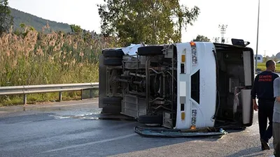 İzmir'de feci kaza: 25 yaralı var !