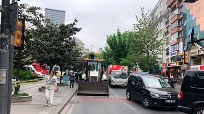 Şişli'de polisten iş makineli önlem