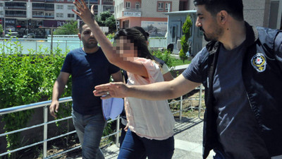 İş yeri basan kızlar bu sefer de gazetecilere saldırdı