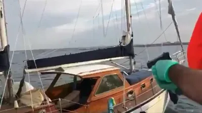 Denizin üstünde suçüstü yakalandı