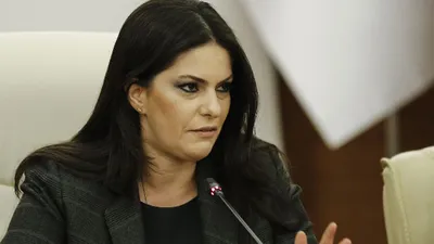 Bakan Sarıeroğlu'dan dolar yorumu