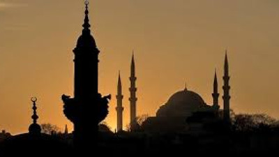 Bu gece Kadir Gecesi
