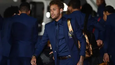İşte Neymar'ın altın kaplama çantası !