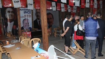 ''AKP'li vandallar ofisimizi bastı, yaralılar var''