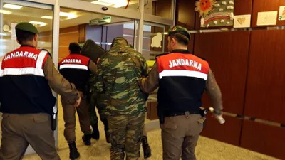 Tutuklu 2 Yunan askeri için ilginç karar