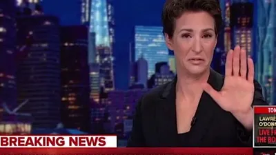 Trump'ın yaptıklarını anlatırken ağladı