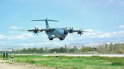 Türkiye'nin 6. uçan kalesi de geldi