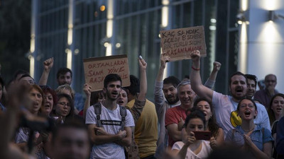 CHP önündeki eyleme katılım artıyor !