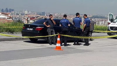 Lüks otomobilde sır ölüm !