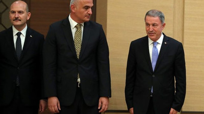 Hulusi Akar, Erdoğan'ı ''hazır ol''da bekledi