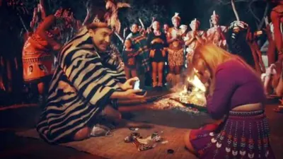 Ece Seçkin'e Afrika'da evlilik teklifi