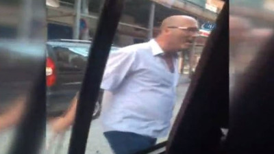 İstanbul'un ortasında sopalı tehdit !