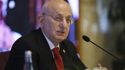 İsmail Kahraman: Devlet dairelerine Erdoğan'ın resmi asılmalı