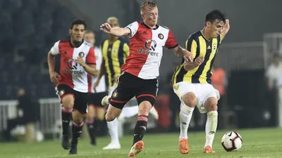 Fenerbahçe iyi başladı kötü bitirdi !