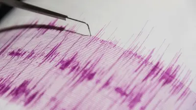 O ilimiz güne depremle uyandı ! Vatandaş soluğu sokakta aldı