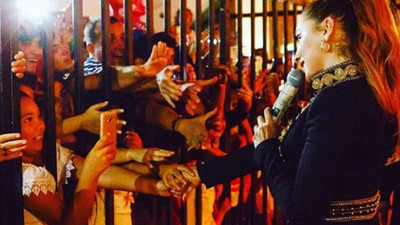 Hadise'nin bu fotoğrafına tepki yağdı