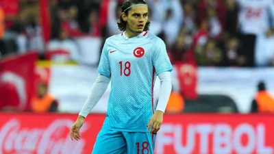 Enes Ünal'dan takım takım geziyor !
