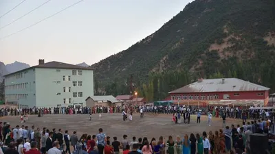 Aşiret düğününde dolara boykot