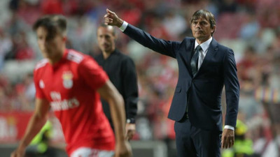 Phillip Cocu mağlubiyetle başladı