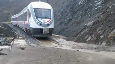 Erzincan-Sivas Demiryolu’nda heyelan
