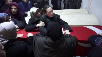 Şehit eşinden yürek yakan paylaşım