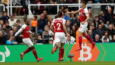 Lacazette’ten utandıran gol sevinci !