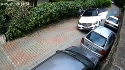 Tek başına çete üyelerini durdurdu