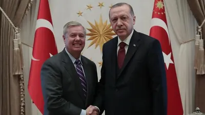 ABD'li senatör Ankara'da