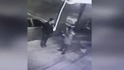 Tacizciyi biber gazıyla püskürttü