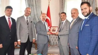 ''Cumhurbaşkanlığına yakınım'' vurgunu !