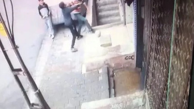 Oyun arkadaşını ölüme itti !