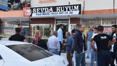 Kuyumcuda soyguncu dehşeti ! Silahla bayılttılar