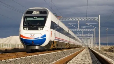 Güne yine zamla başladık: Hızlı tren ve posta ücretlerine de zam !
