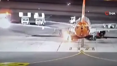 Havalimanına inen uçak alev aldı