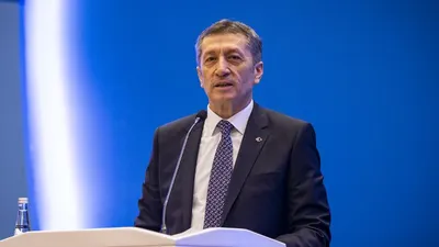 Bakan Selçuk'tan ara tatil paylaşımı: Eğitime ara vermiyoruz