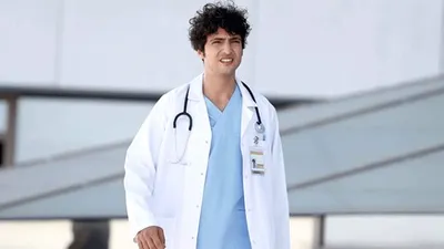 ''Mucize Doktor'' sevgilisiyle el ele !
