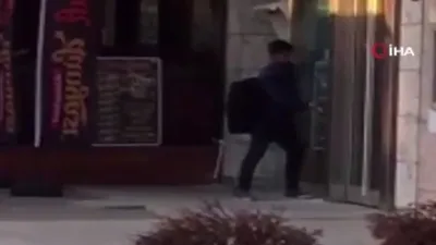 Çekiçli banka soygunu girişimi