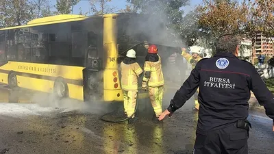 Belediye otobüsü alev aldı