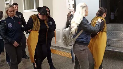 Hanım Ağa yakalandı ! Evinden çıkan plaket şaşırttı