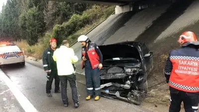 Mahir Ünal'ın makam şoförü kaza yaptı !