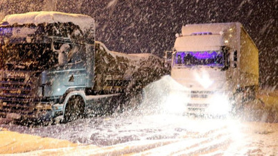 Kara kış yüzünü gösterdi ! Ulaşıma kar engeli