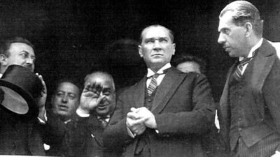 Mustafa Kemal Atatürk'ün ilk soyadı neydi ?