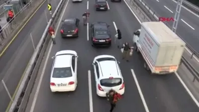 Sevgililer gününde D-100'e çiçekçi akını