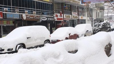 O ilimizde yoğun kar yağışı ! Okullar tatil edildi