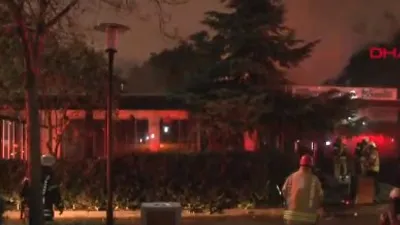 Marmara Üniversitesi'nde yangın !