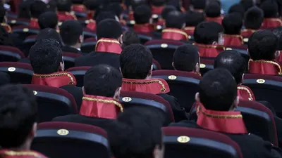 HSK'dan flaş karar ! 50 eski hakim ve savcı için...