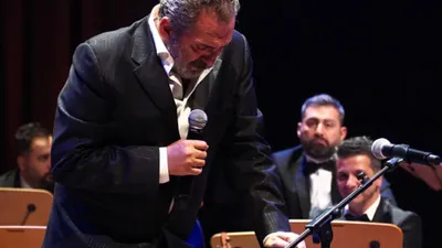 Yavuz Bingöl gözyaşlarına boğuldu