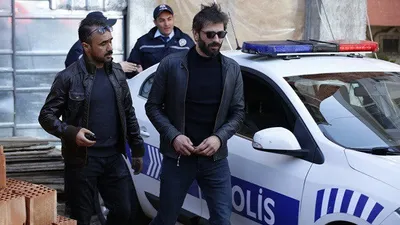 Ufak Tefek Cinayetler'den Avlu dizisine transfer